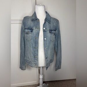 Levi’s Women's Light Blue Denim Jacket L
